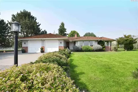 8909 Sunset Trl, Pasco, WA 99301 photo 1