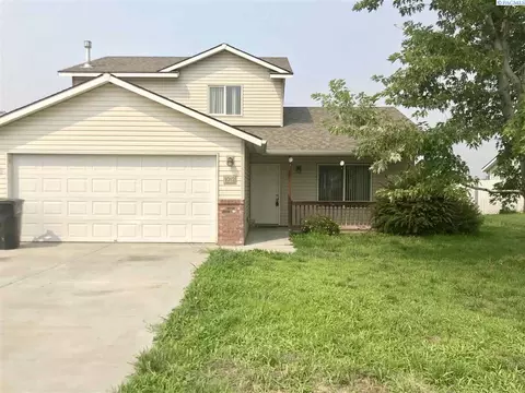 1012 N Beech, Pasco, WA 99301 photo 1