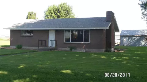 520 Settler Rd, Connell, WA 99326 photo 1