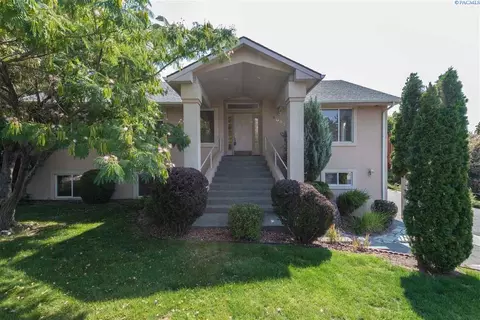 4002 Horizon Dr, Pasco, WA 99301 photo 1
