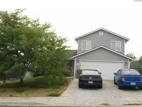 1805 NW Arcadia, Pullman, WA 99163 photo 1
