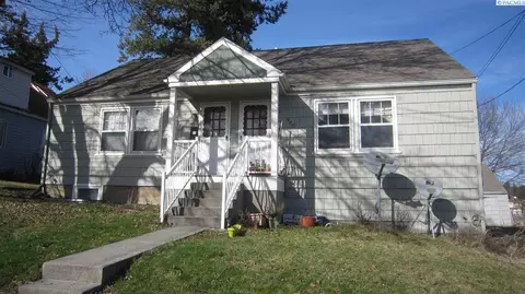 320-322 W Main St, Pullman, WA 99163 photo 1