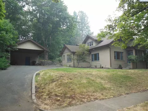 565 SE Dexter St, Pullman, WA 99163 photo 1