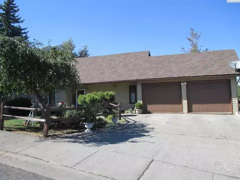 300 SW Mountain View Dr, Pullman, WA 99163 photo 1