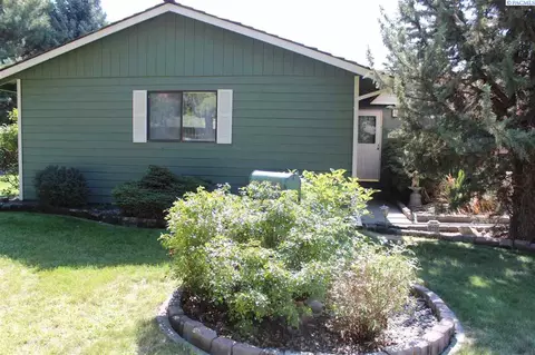 100603 E Clover Rd, Kennewick, WA 99338 photo 1