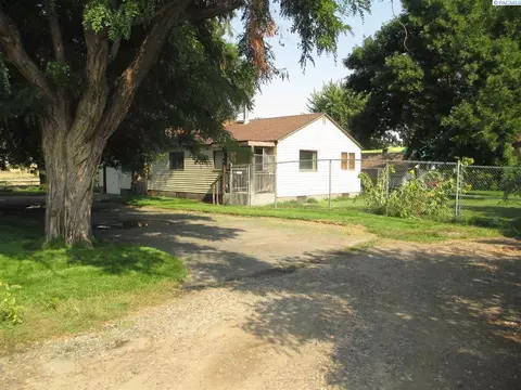 1909 Rd 76, Pasco, WA 99301 photo 1