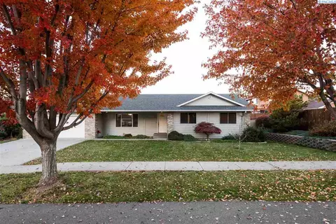 4104 Desert Dr, Pasco, WA 99301 photo 1