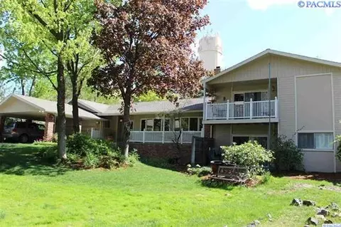 939 SW Mies St, Pullman, WA 99163 photo 1