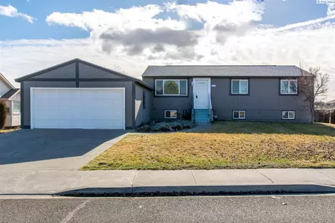 4212 Meadow View Dr, Pasco, WA 99301 photo 1