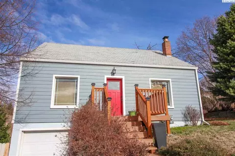 332 NW True St, Pullman, WA 99163 photo 1