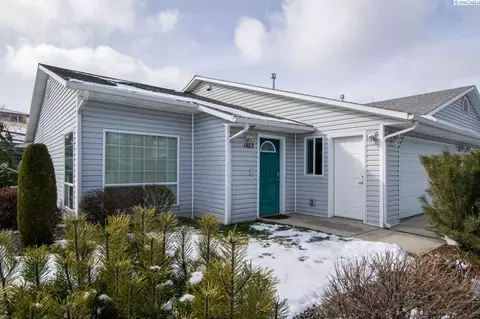 1403 SE Fancy Free Dr, Pullman, WA 99163 photo 1