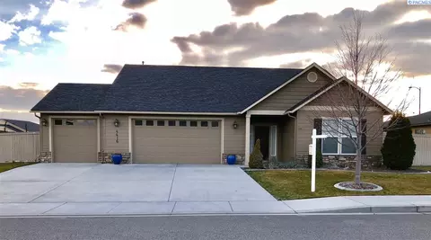 4416 Meadow View Dr, Pasco, WA 99301 photo 1
