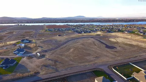 6825 Eagle Crest Dr, Pasco, WA 99301 photo 13