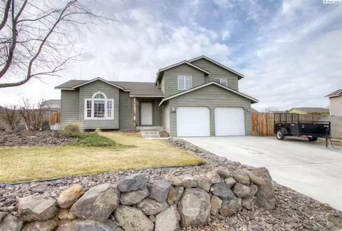 4408 Tusayan Ct, Pasco, WA 99301 photo 1