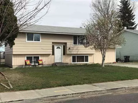 2713 W Octave, Pasco, WA 99301 photo 1