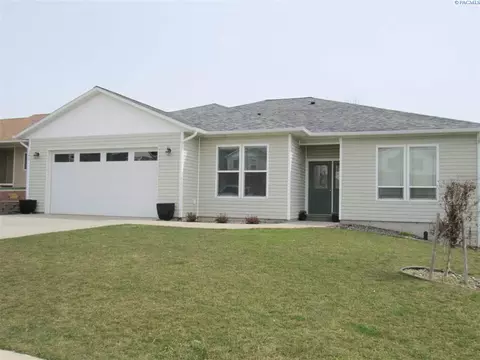 240 SW Sanna Ct, Pullman, WA 99163 photo 1