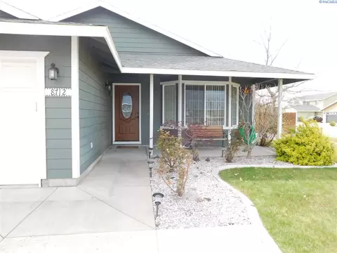 8712 Packard Dr, Pasco, WA 99301 photo 1