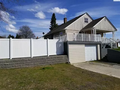 701 E Southview, Colfax, WA 99111 photo 1