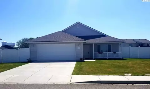 7720 Three Rivers Dr, Pasco, WA 99301 photo 1