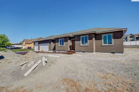 6705 Aintree Dr, Pasco, WA 99301 photo 1