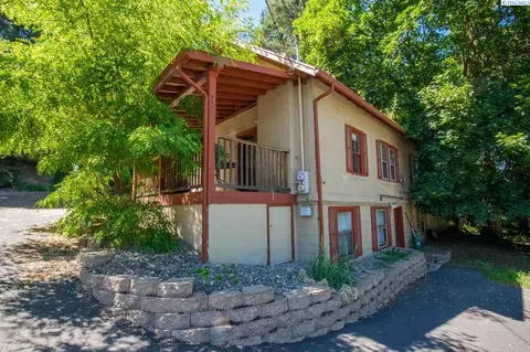 405 SE Se Spg, Pullman, WA 99163 photo 1