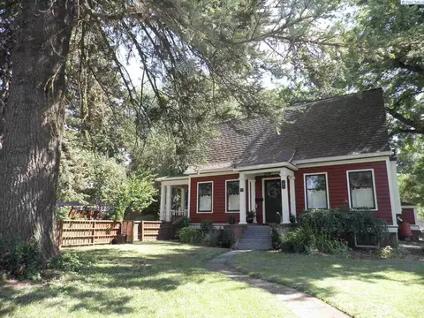 305 SE Dexter, Pullman, WA 99163 photo 1