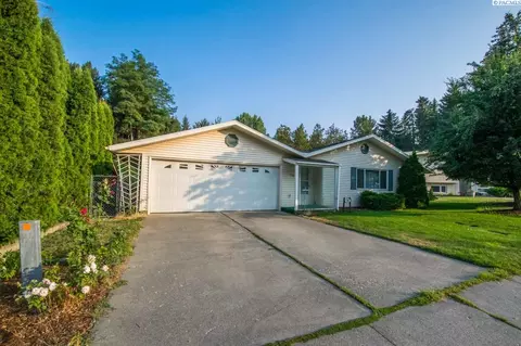 725 SW Crestview, Pullman, WA 99163 photo 1