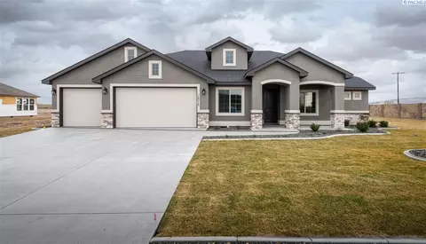 6913 Bitterroot, Pasco, WA 99301 photo 1