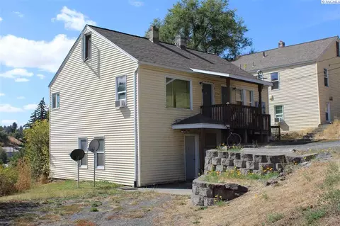 732 NW Ritchie St, Pullman, WA 99163 photo 1