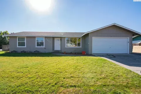 3804 W Jay St, Pasco, WA 99301 photo 1