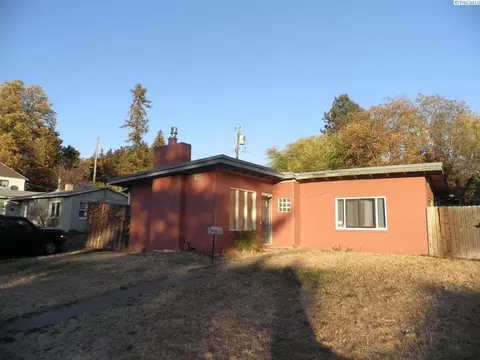 1120 NE Myrtle St, Pullman, WA 99163 photo 1