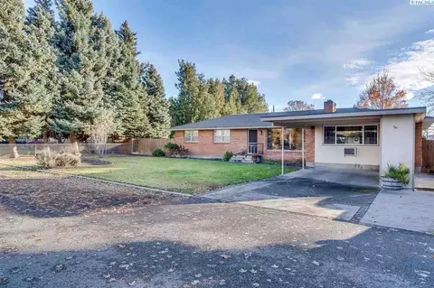 4304 W Ruby St, Pasco, WA 99301 photo 1