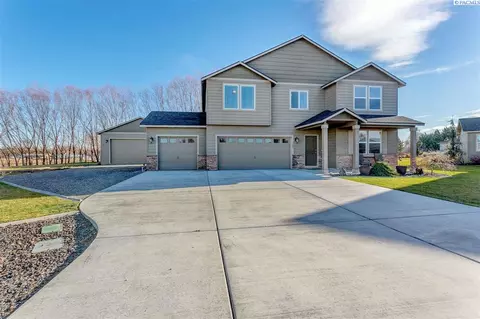 7801 Ruby Ct, Pasco, WA 99301 photo 1
