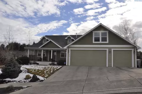 910 SW Itani Dr, Pullman, WA 99163 photo 1