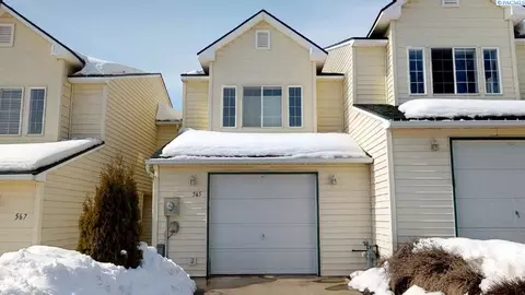 565 SE Shoemaker Pl, Pullman, WA 99163 photo 1