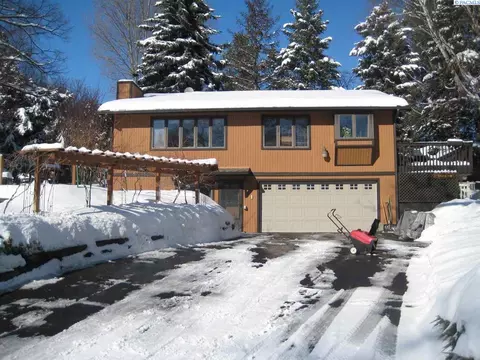 900 NW State St, Pullman, WA 99163 photo 1