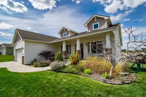 1070 SW Latour Peak St, Pullman, WA 99163 photo 1