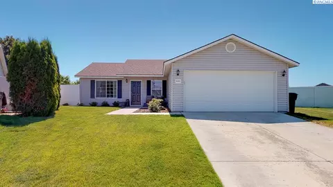 8002 Wenatchee, Pasco, WA 99301 photo 1