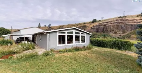 699 E Lower A St, Colfax, WA 99111 photo 1