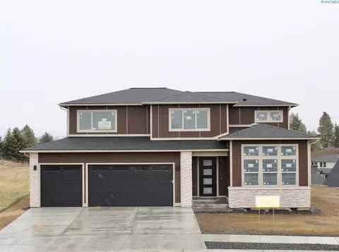 800 SW Marcia Dr, Pullman, WA 99163 photo 1
