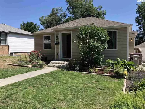 720 NW Gary St, Pullman, WA 99163 photo 1