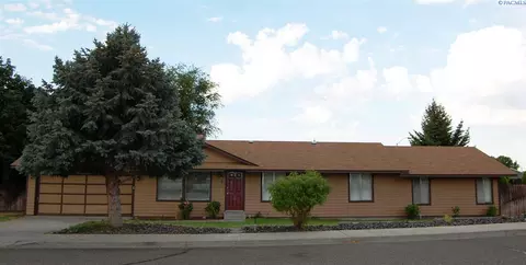 3803 Meadow View Ct, Pasco, WA 99301 photo 1
