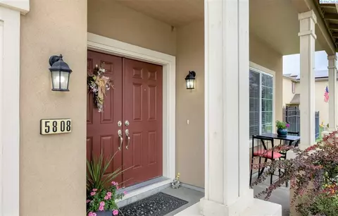5808 Pimlico Dr, Pasco, WA 99301 photo 1