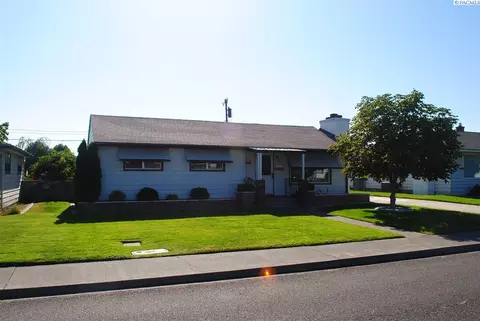 1735 N 18th Ave, Pasco, WA 99301 photo 1