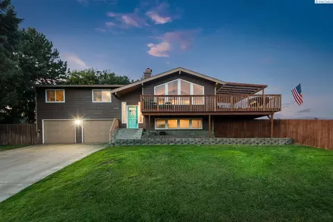 4503 Desert Dr, Pasco, WA 99301 photo 1