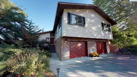 1660 NE Upper Dr, Pullman, WA 99163 photo 1