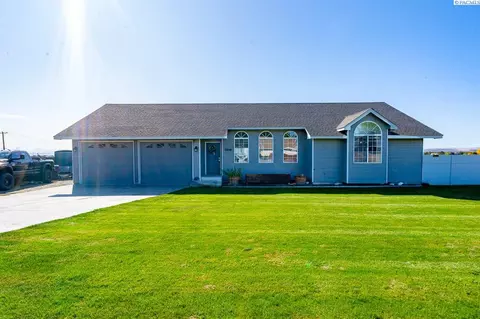 3816 View Ct, Pasco, WA 99301 photo 1