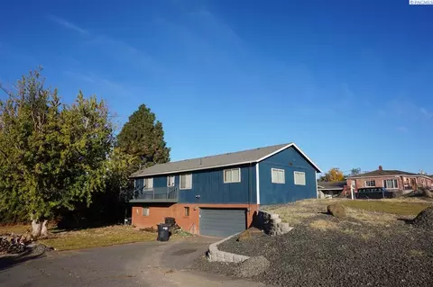 904 S 7th Ave, Pasco, WA 99301 photo 1