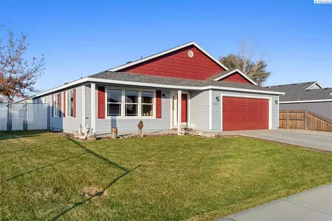9203 Jersey Dr, Pasco, WA 99301 photo 1