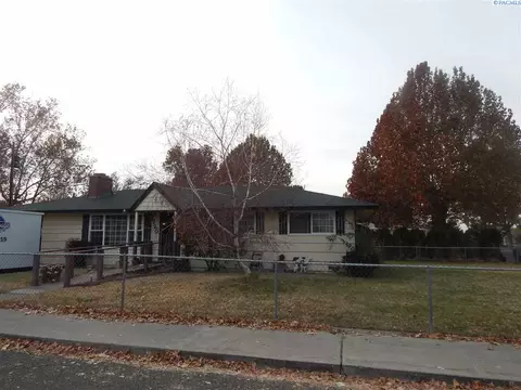 1720 N 19th Ave, Pasco, WA 99301 photo 1